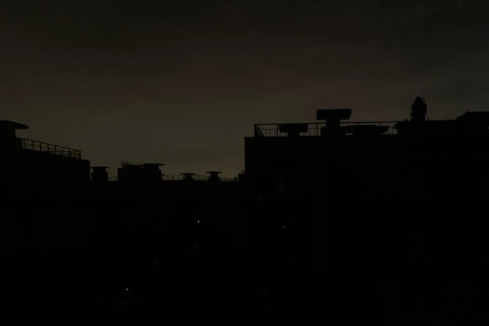 Район Юнтолово в Санкт-Петербурге остался без света вечером 12 ноября 2020 года. Фото: vk.com/jkuntolovoo