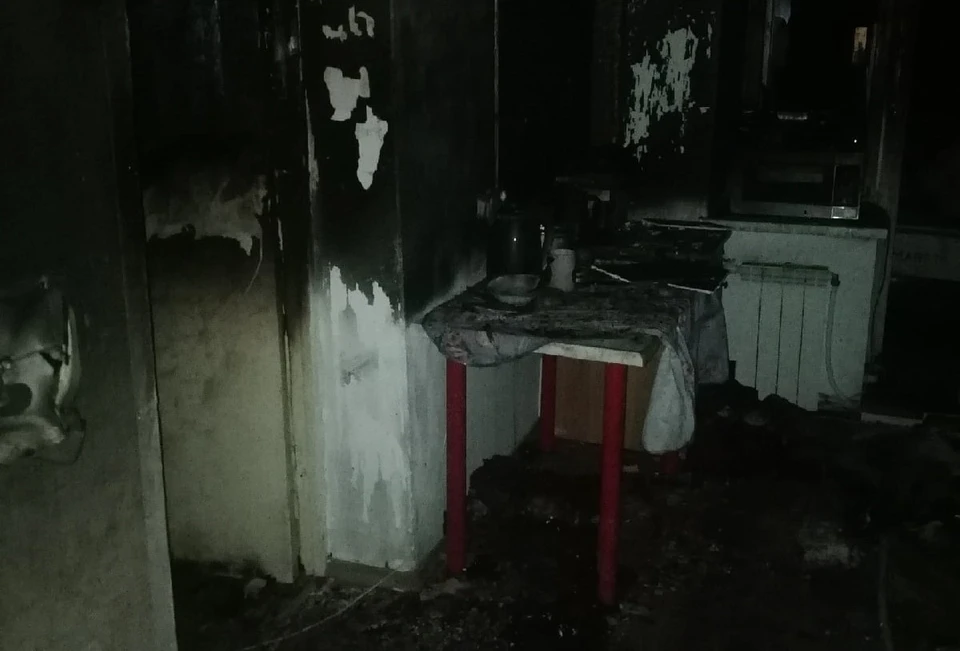 В пожаре серьезно пострадала только одна квартира.
