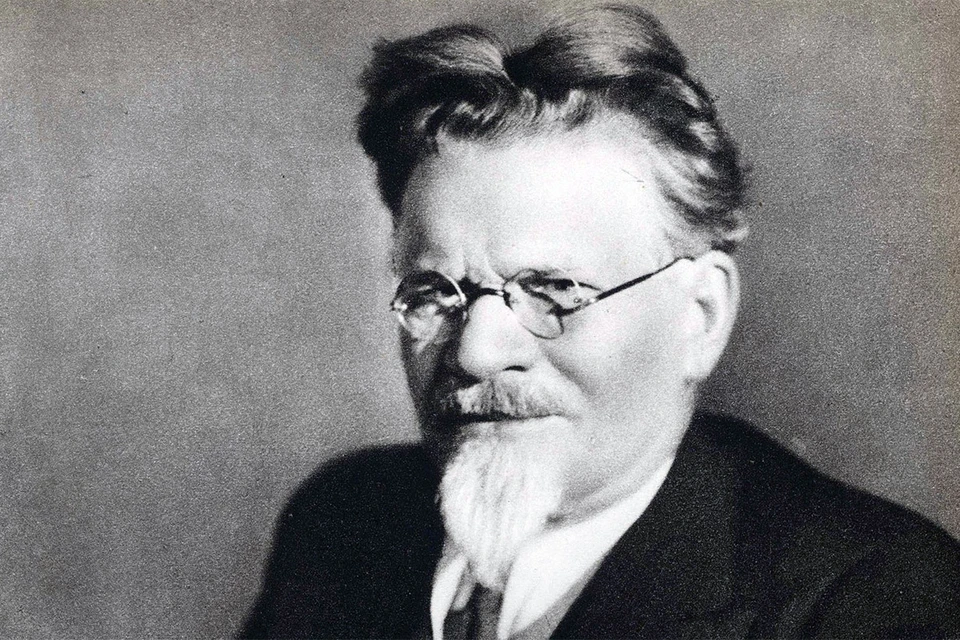 Михаил Калинин (1875-1946).
