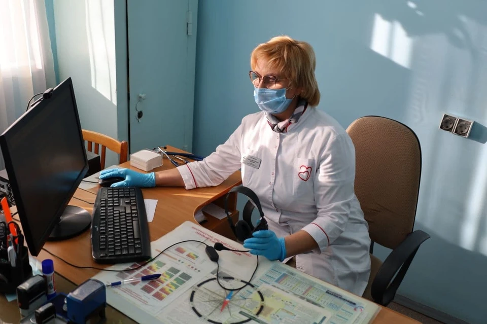 Онлайн-прием пациентов занимает около 10 минут. Фото: предоставлено пресс-службой Минздрава Челябинской области