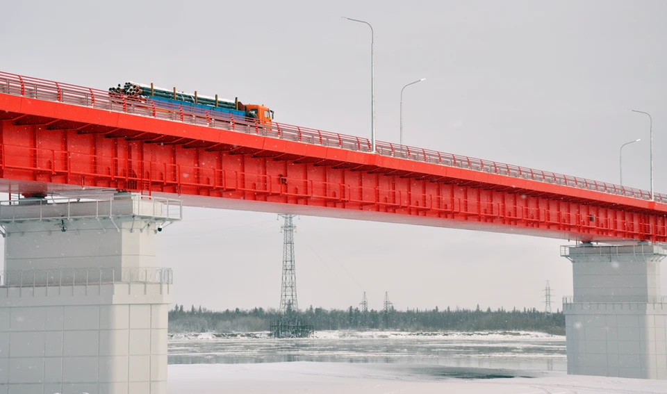 На проезд по Пуровскому мосту установили скидки до 50%