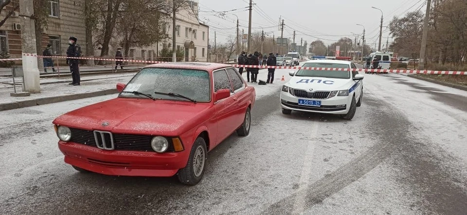 Улицу Ангарскую, где произошло преступление, перекрыли.