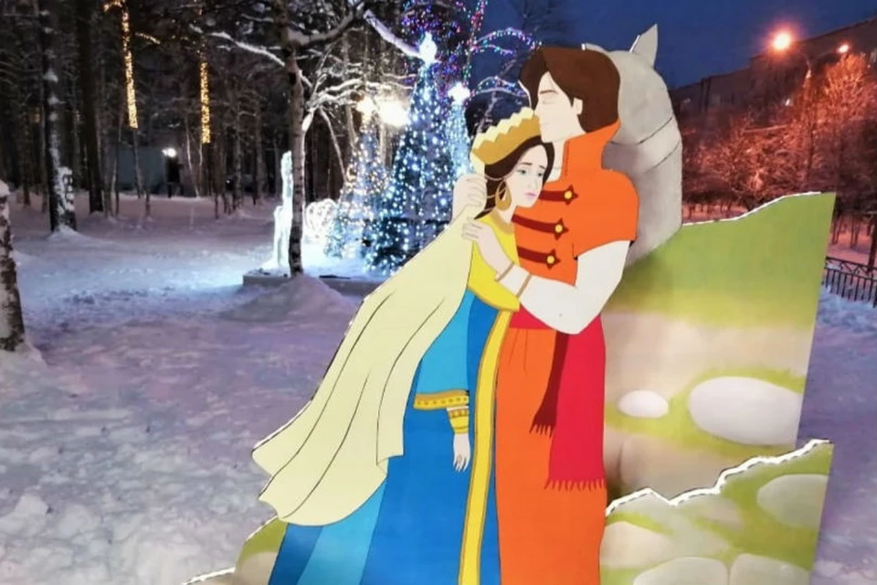 Апатиты украшают к Новому году. Фото: vk.com/narodnoetvx
