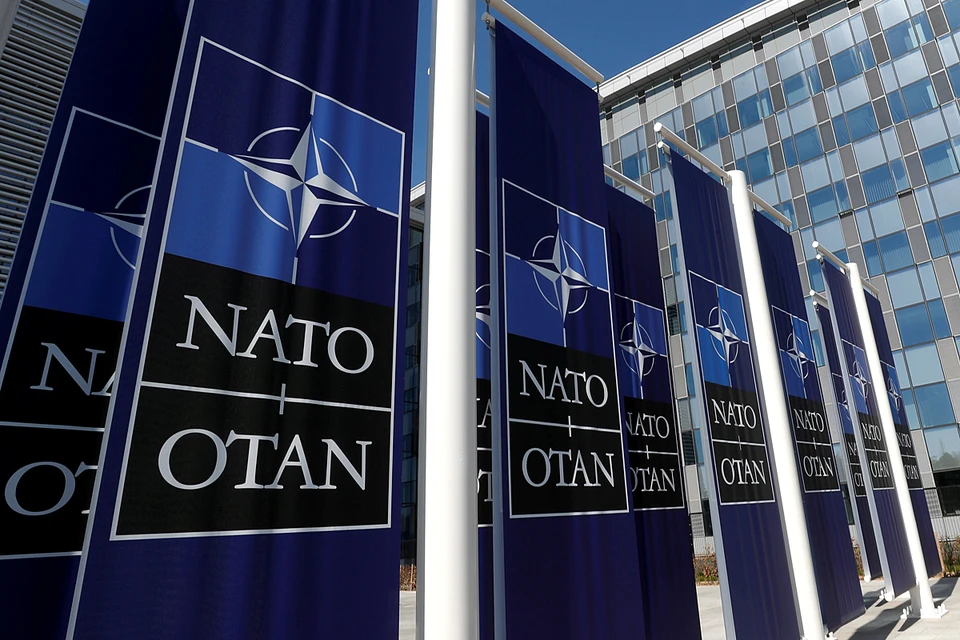 По мнению авторов документа, НАТО необходимо принять все возможные меры для предотвращения угроз со стороны России