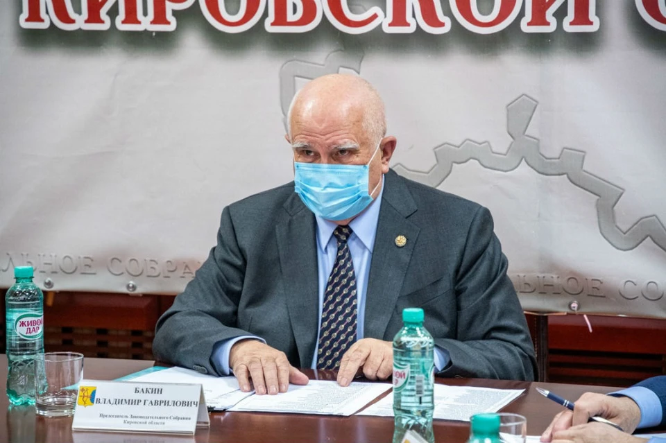 Владимир Бакин возглавляет областной парламент с 2019 года. Фото: zsko.ru