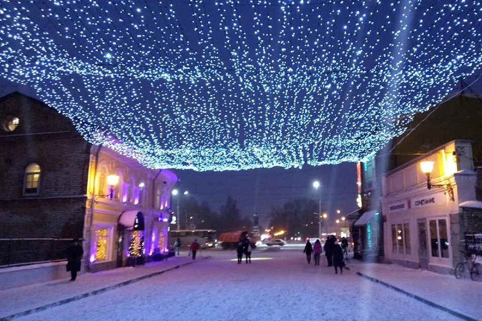 Воздушные фонарики. Иллюминация звездное небо на улице. Мэтт моллой фотограф. Космическая вечеринка. Русский язык седьмой класс ладыженская упражнение 106.