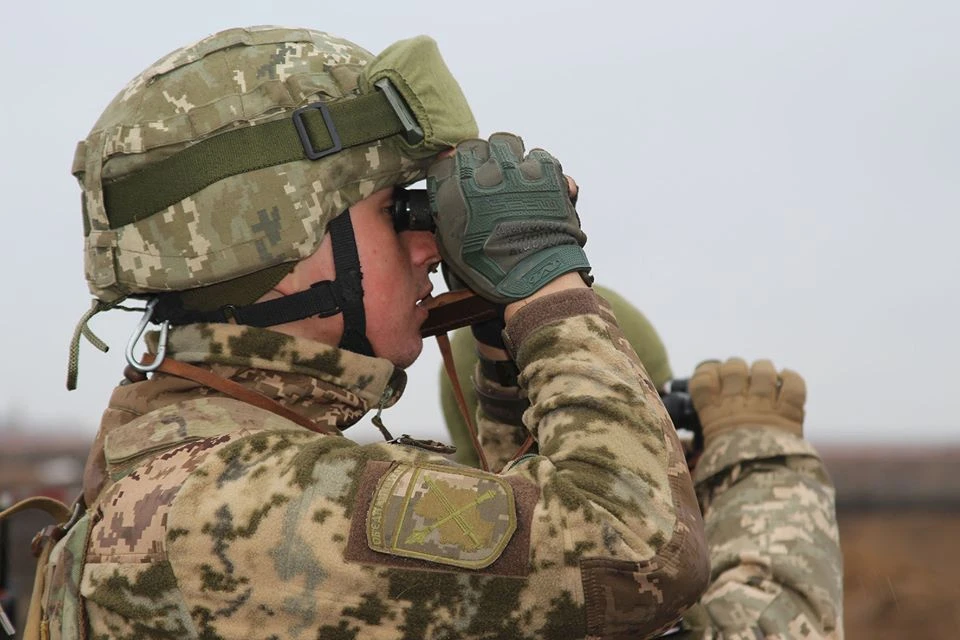 Один мирный житель и боевик погибли при подрыве взрывных устройств в Трехизбенке. Фото: пресс-центр штаба "ООС"