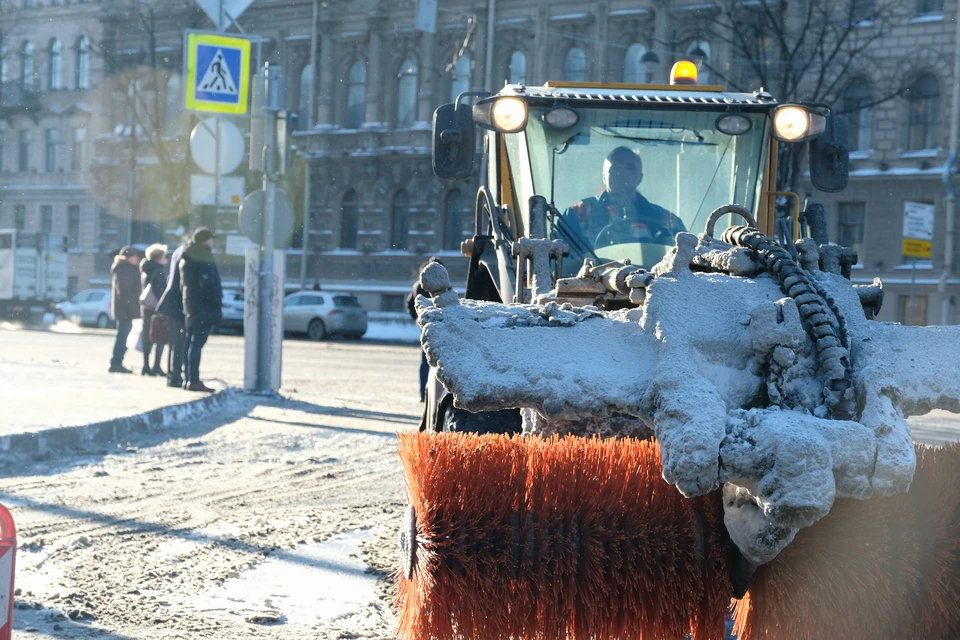 Сильный снегопад ждут в Петербурге 23 декабря.