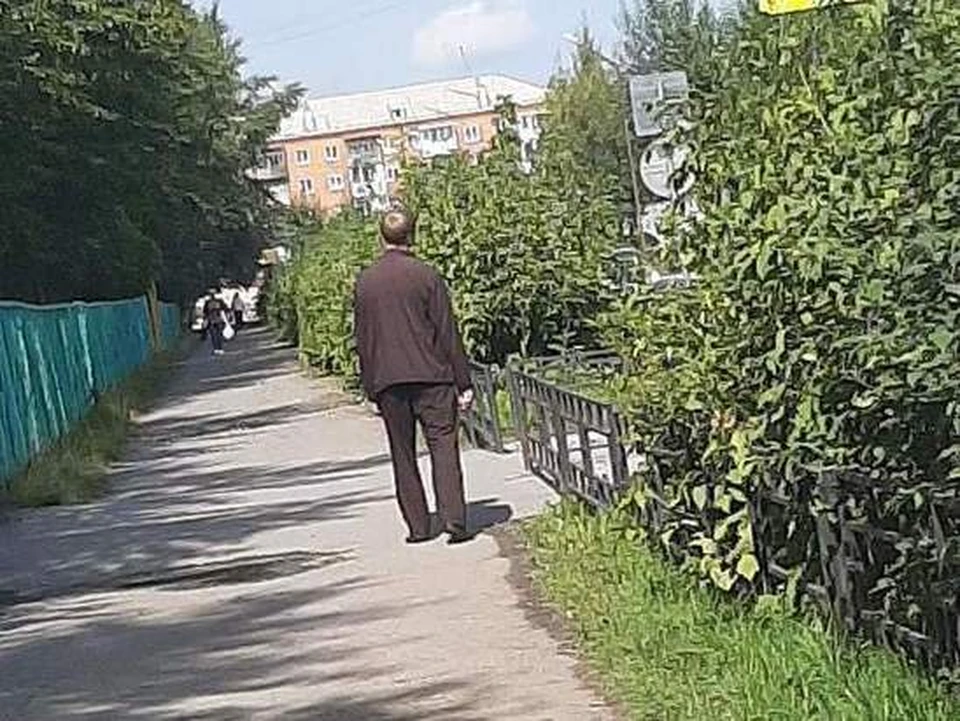 Вынесен приговор пинавшему женщин по ягодицам в Ачинске. Фото: паблик "Подслушано в Ачинске".