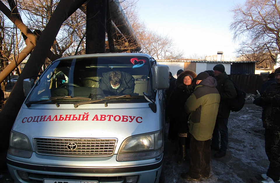 Во время работы акции "Социальный автобус" во Владивостоке. Фото: пресс-служба ПЦСОН