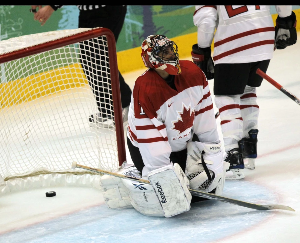 Сборная Канады по хоккею обыграла Финляндию со счетом 4:1