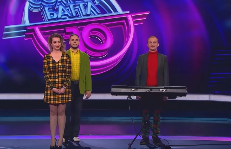 На популярном шоу «Comedy Баттл» калининградка Ольга Мокеева выступила с группой «Электрослабость».