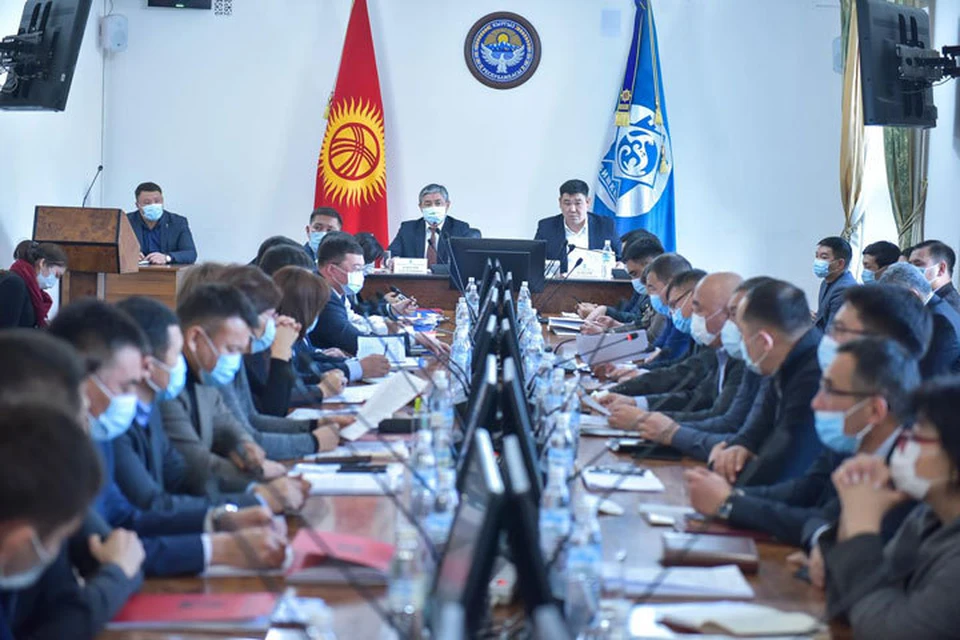 В мэрии Бишкека обсудили подготовку к президентским выборам.