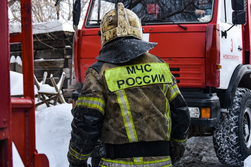 Пожарные спасли 20 человек.