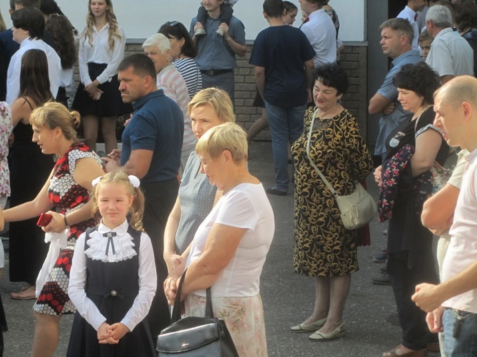 Помогать с дистанционным обучением будут студенты-волонтеры, сказали в Доме Советов