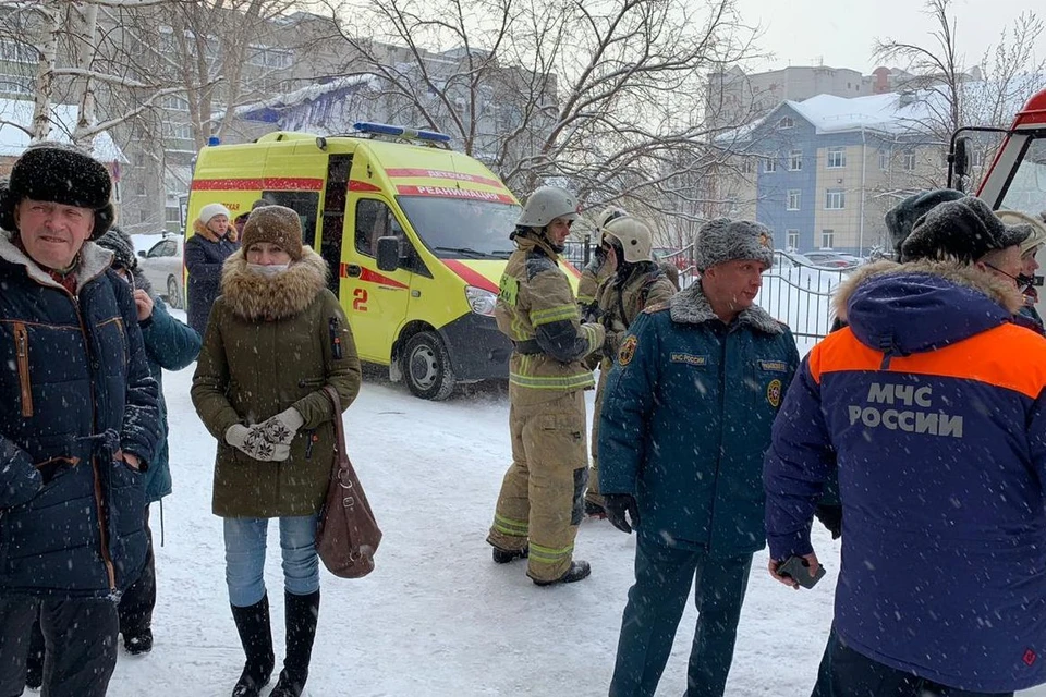 На четвертом этаже загорелась электрощитовая
