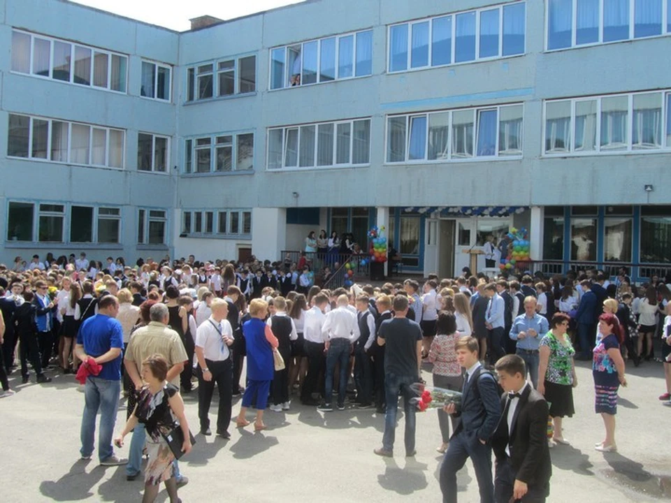 Семь победителей прошлого года работают в школах Солнцевского, Советского, Пристенского, Рыльского районов и Льгова