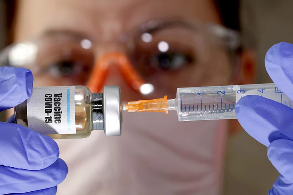 Центр Чумакова подготовил новую вакцину из цельного инактивированного вируса