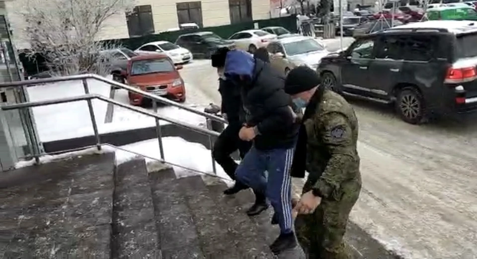 В Смоленске предприниматель пытался «купить» таможенника за 10 тысяч долларов. Фото: СУ СК России по Смоленской области.