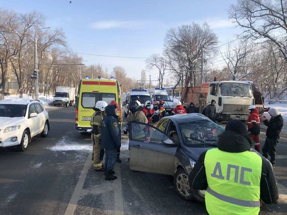 ДТП случилось около Трофимовского моста