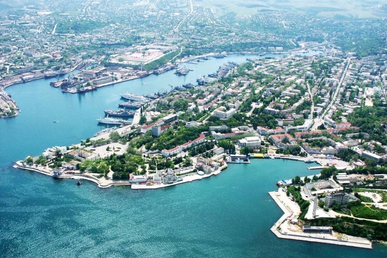 В Севастополь стало приезжать больше туристов