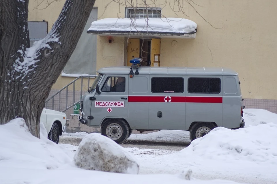Автопарк скорой помощи обновят в трех уральских городах
