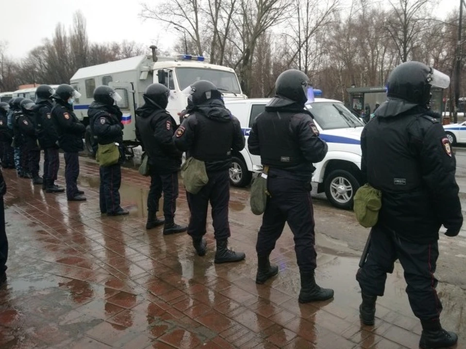 Взрывы в старом осколе сейчас. Белгород мобилизованные. Теракт в Белгородской области.