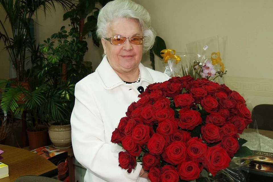 Антонина Курасова в 1990 году практически с нуля создала первое в области многопрофильное учебное заведение.