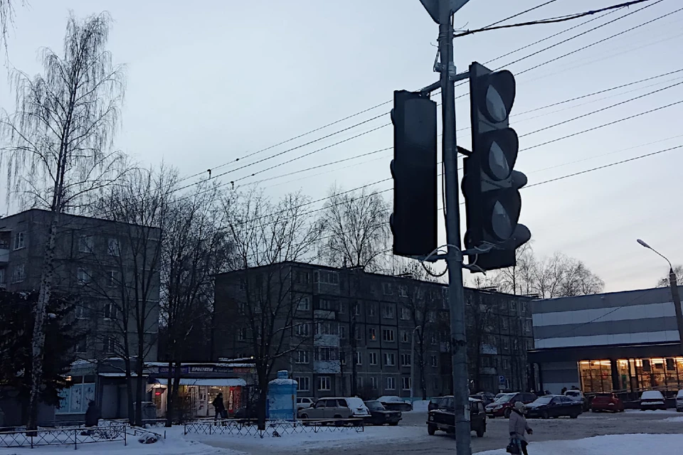 В Твери установили новый светофор на бульваре Гусева. Фото: Наталья Тихонова.