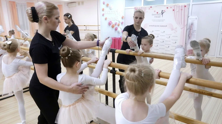 Четвертый декрет вдохновил псковичку создать школу русского балета