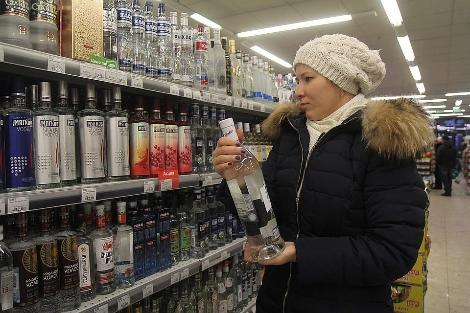 Производство шампанского в январе в России снизилось на 45%