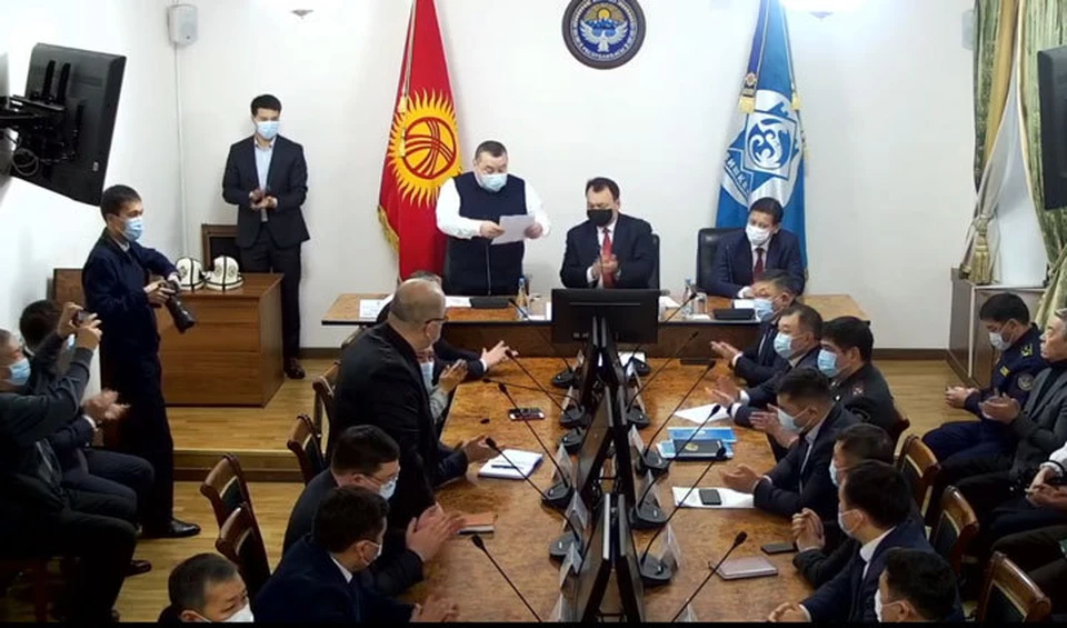 Нового мэра представили коллективу.