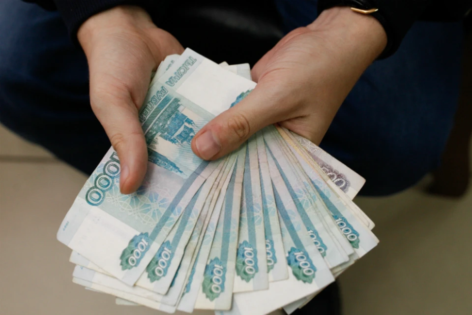 В среднем на одну вакансию претендуют шесть человек.