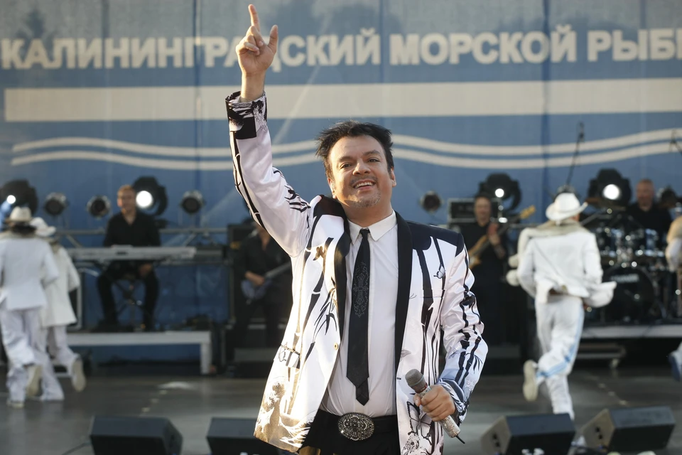 В 2015 году Филипп выступал у нас на концерте, посвященном Дню рыбака.