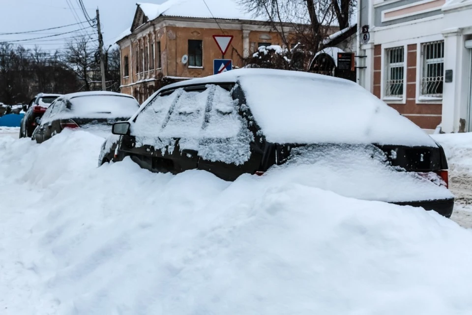 На калужских дорогах образовалась гололедица