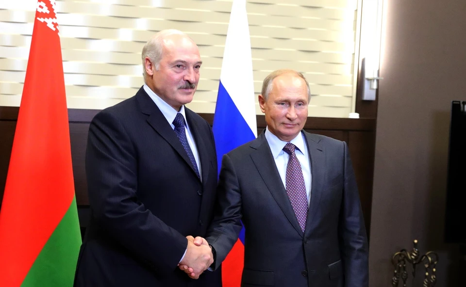 Путин и Лукашенко провели телефонный разговор после встречи в Сочи.