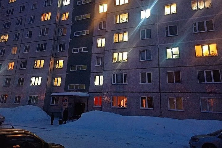 «Она посвятила ему всю жизнь»: соседи рассказали о сибирячке, которая убила сына-инвалида в свой день рождения
