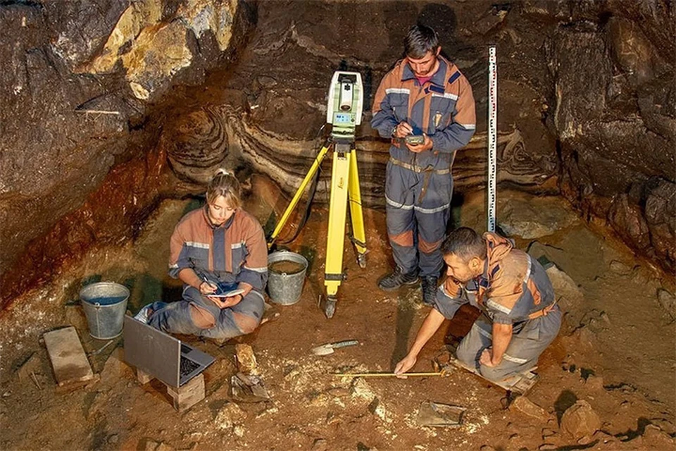 Туристы тоже смогут проводить раскопки в Денисовой пещере (фото: Институт археологии и этнографии СО РАН)