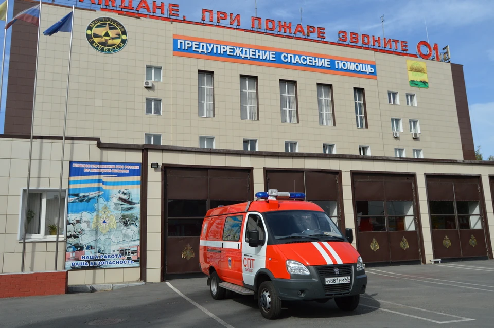 Утром в Липецке сгорел гараж с машиной