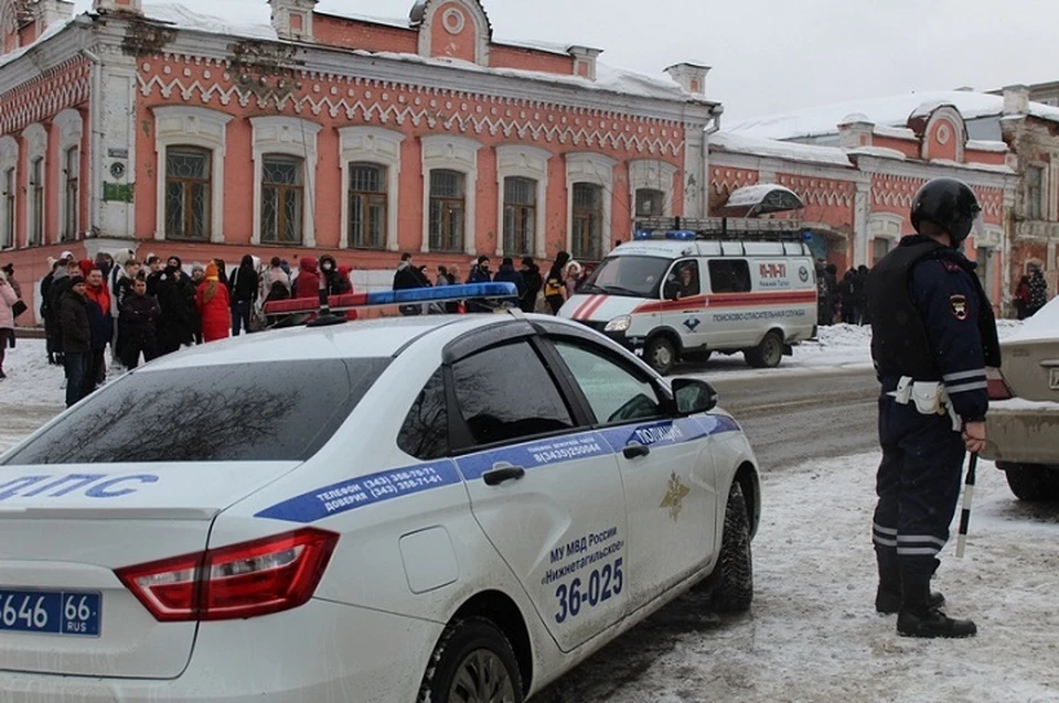 В тагиле задержали. Полиция отдел 19 Нижний Тагил. Нижнетагильский колледж полиции. Колледж полиции Екатеринбург.