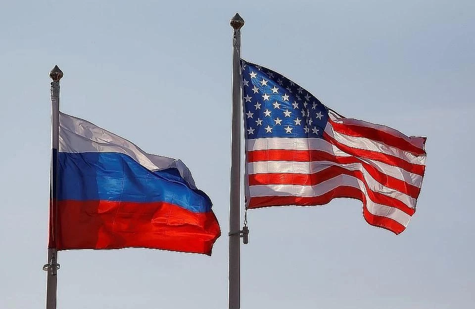 Госдеп США обвинил Россию в нанесении авиаударов по мирным жителям в Сирии