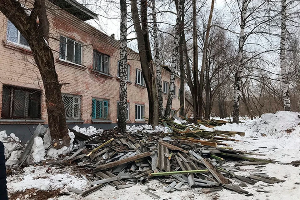 Дом в Ижевске, где обрушилась крыша. Фото: Анастасия Михайлова