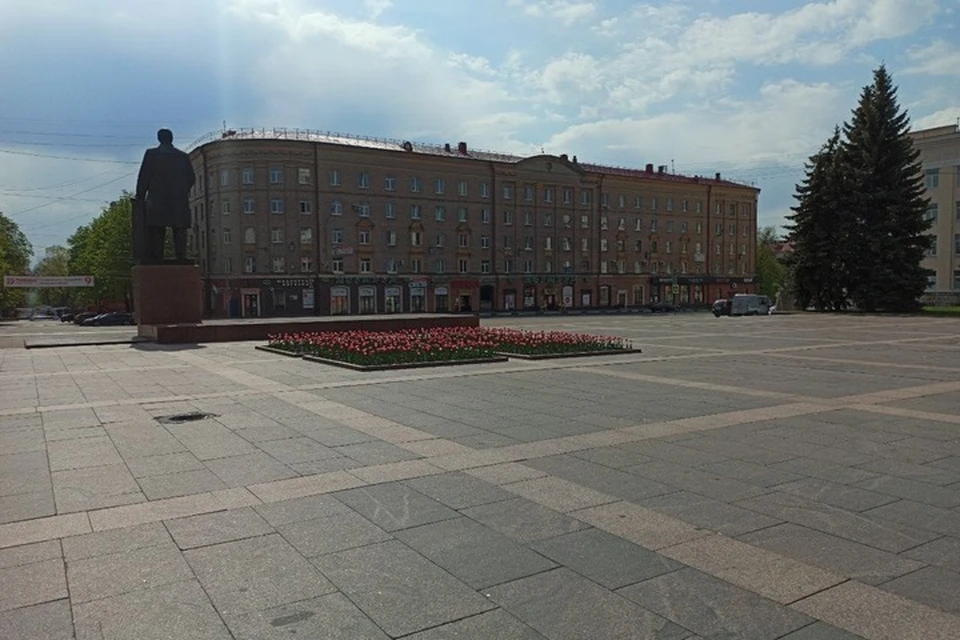 Во втором месяце лета продолжили снимать коронавирусные ограничения.