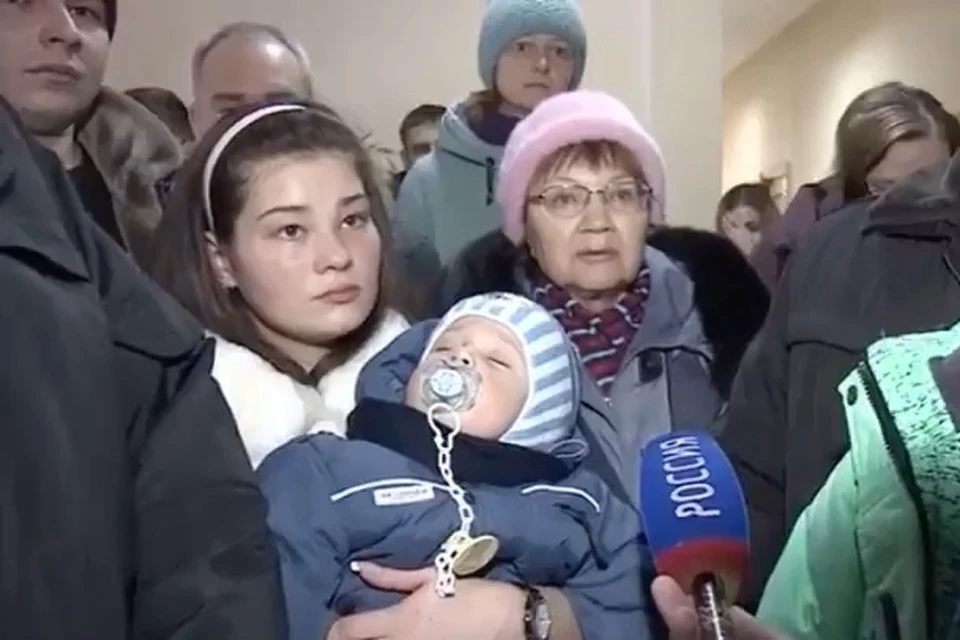 В 2019 году обманутые клиенты "Экон-Эталон" пришли в прокуратуру Фрунзенского района Владивостока. Скриншот видео: instagram.com/vesti.vostok