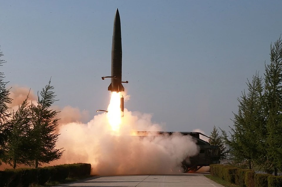 КНДР подтвердила, что днем ранее провела испытания двух новых тактических управляемых ракет