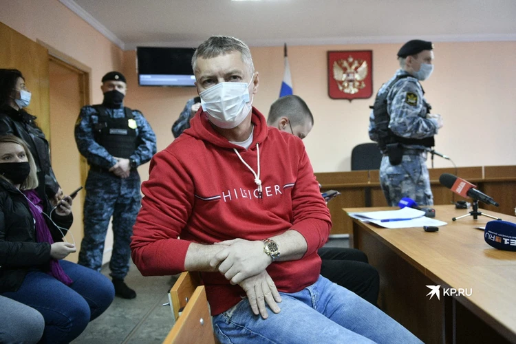 «Это обычное дело»: Евгения Ройзмана оштрафовали за участие в митингах в поддержку Навального