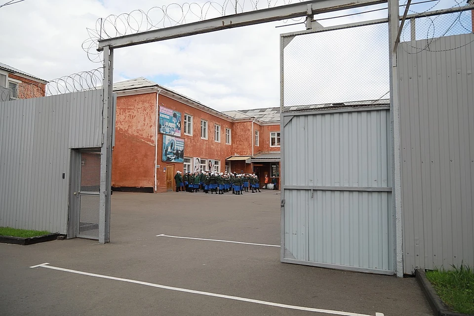 В Красноярске две подруги заставили 8-летнего ребенка привести их к себе в дом