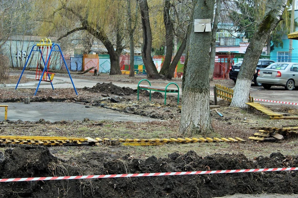 Водоканал орел сайт. Лесной двор Орел. Железнодорожный район Орел. Ремонт дворов в Орле. Поём во дворах.