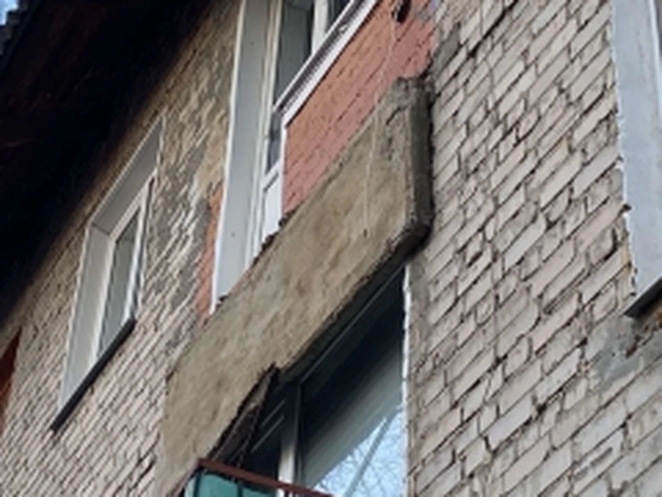 Пол балкона в квартире пострадавшей сложился Фото: СУ СКР по Самарской области
