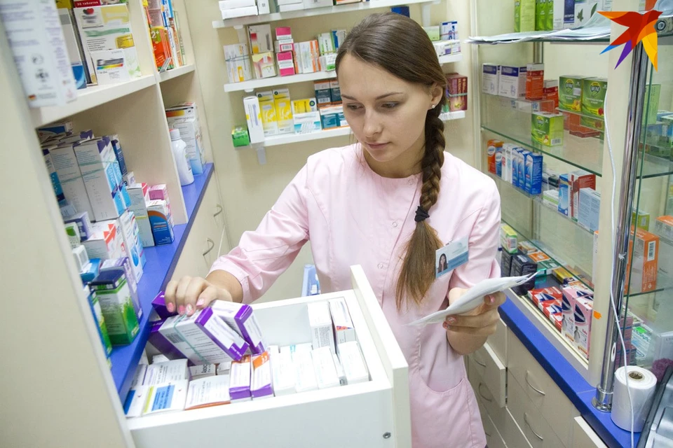 Министерство здравоохранения прокомментировало запрет на продажу в аптеках настойки боярышника и других спиртосодержащих препаратов.